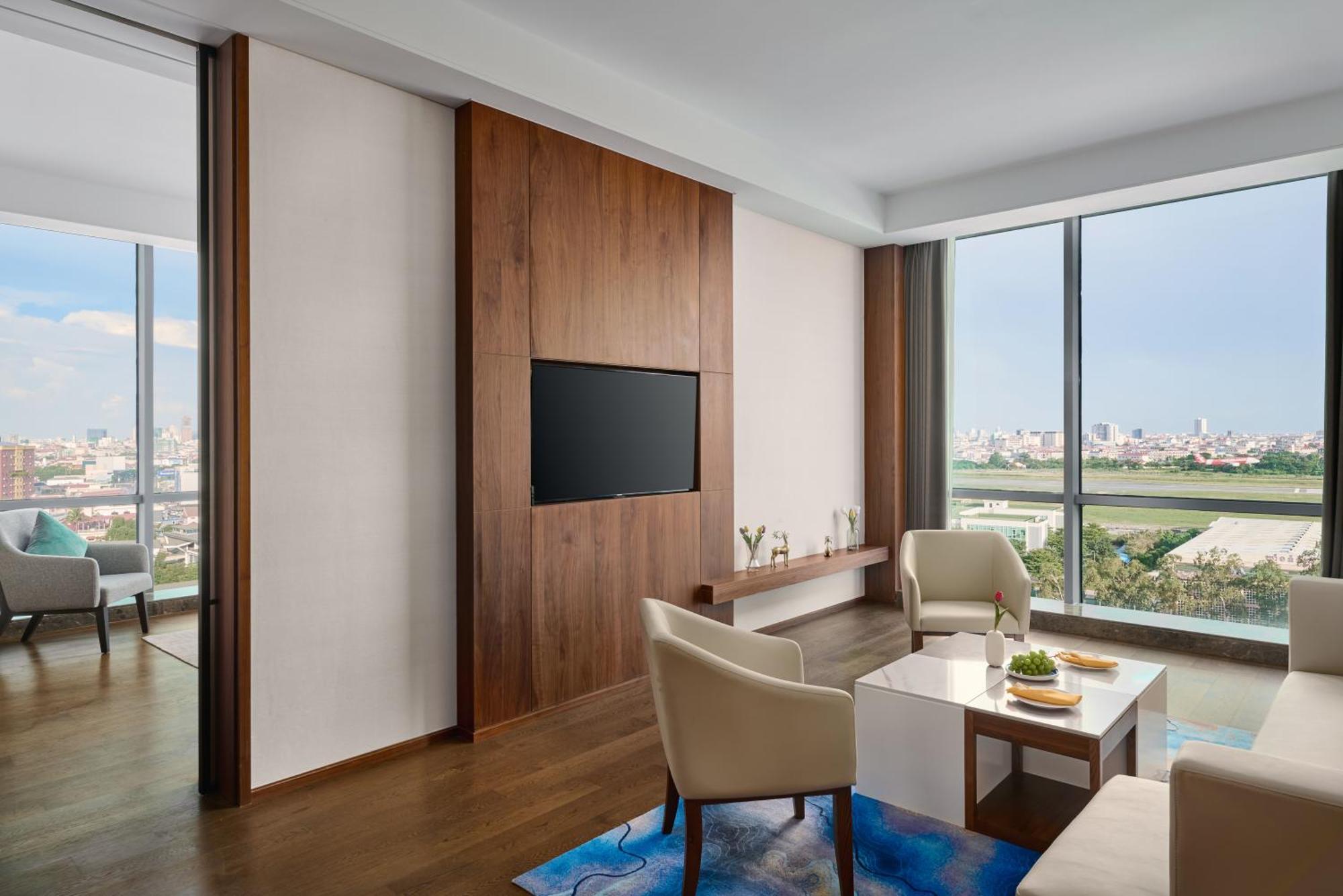 Vm Hotel Phnom Penh Dış mekan fotoğraf