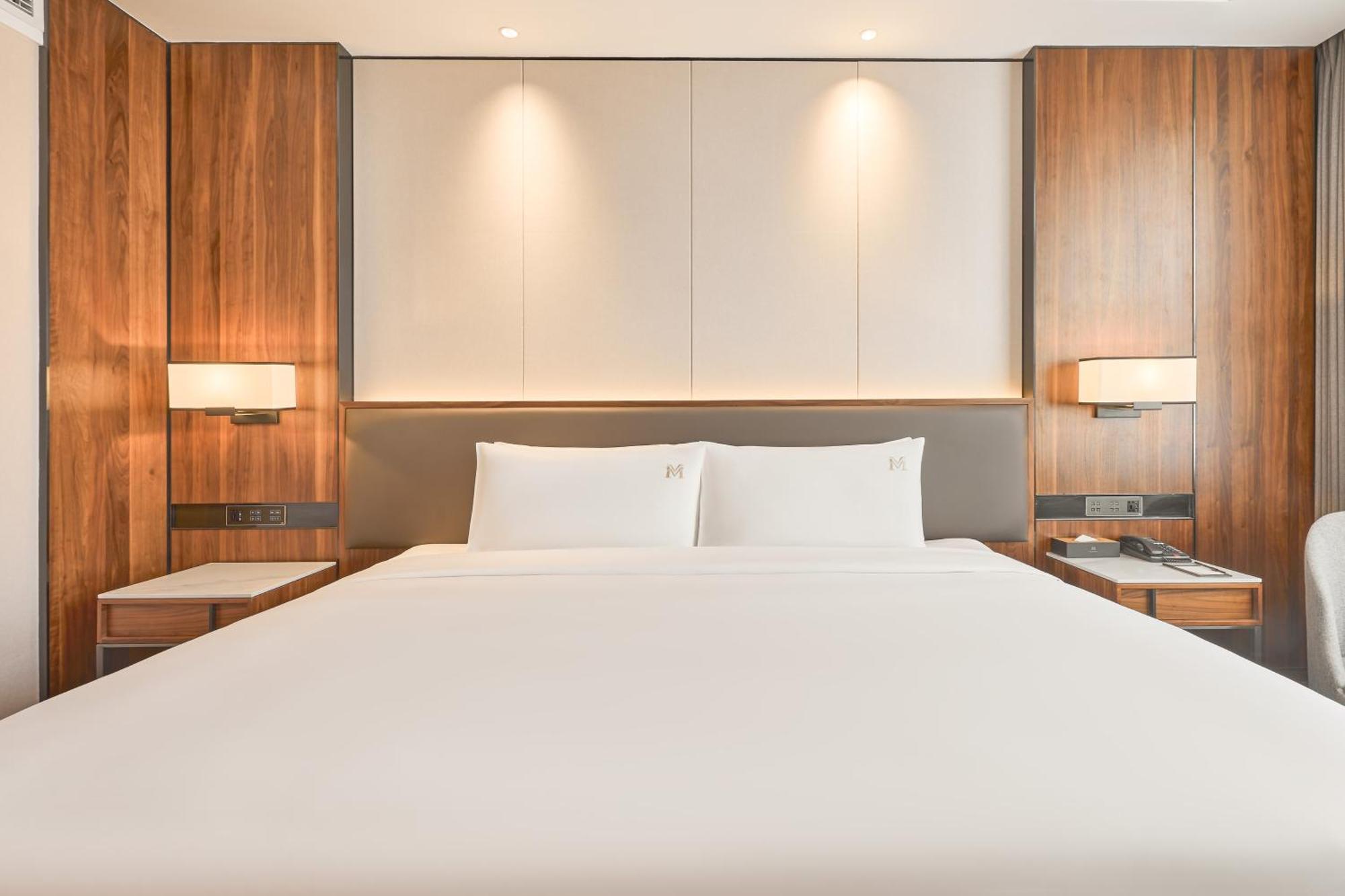 Vm Hotel Phnom Penh Dış mekan fotoğraf